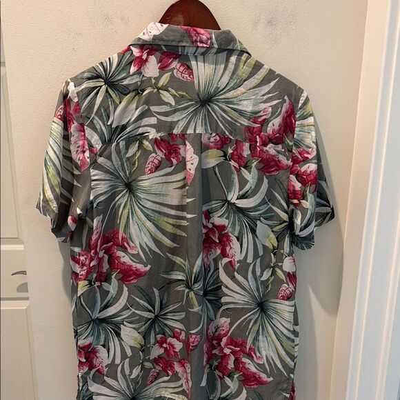 Anna and Frank Tropical Floral Button Down Silk Shirt Size Medium - Picture 4 of 9